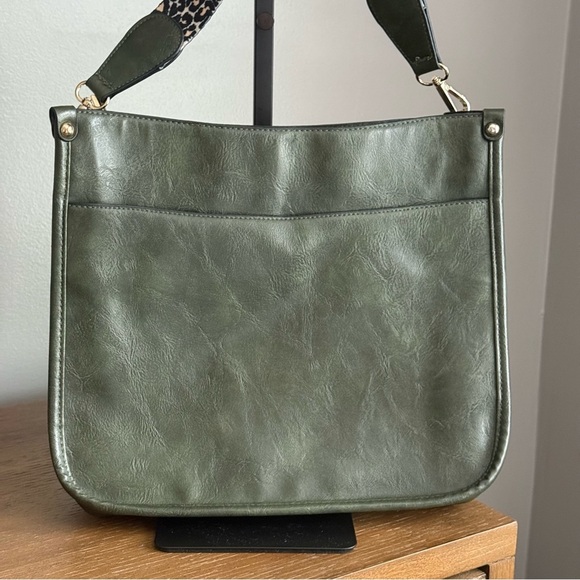 Handbags - Green Crossbody Shoulder Bag